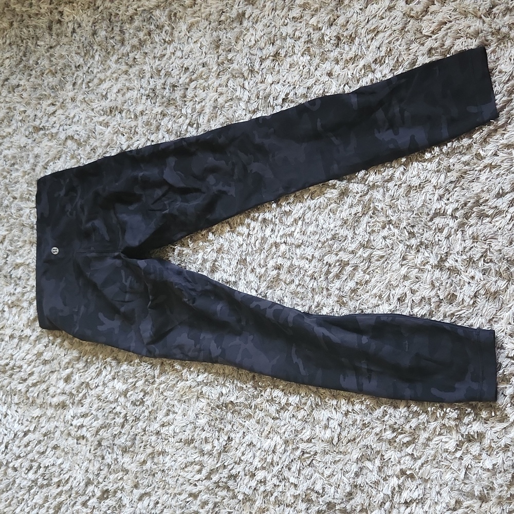Lululemon leggings.